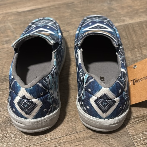 Twister Diego Southwestern,Aztec Blue pattern, canvas upper,EVA outsole,slip on - Picture 4 of 8